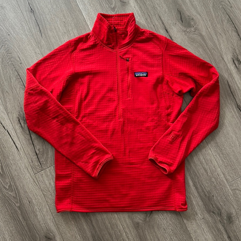 Men’s Patagonia R1 pullover